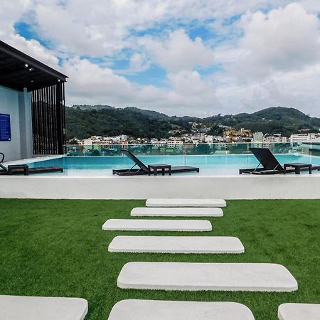 The Aim Patong Hotel Екстериор снимка