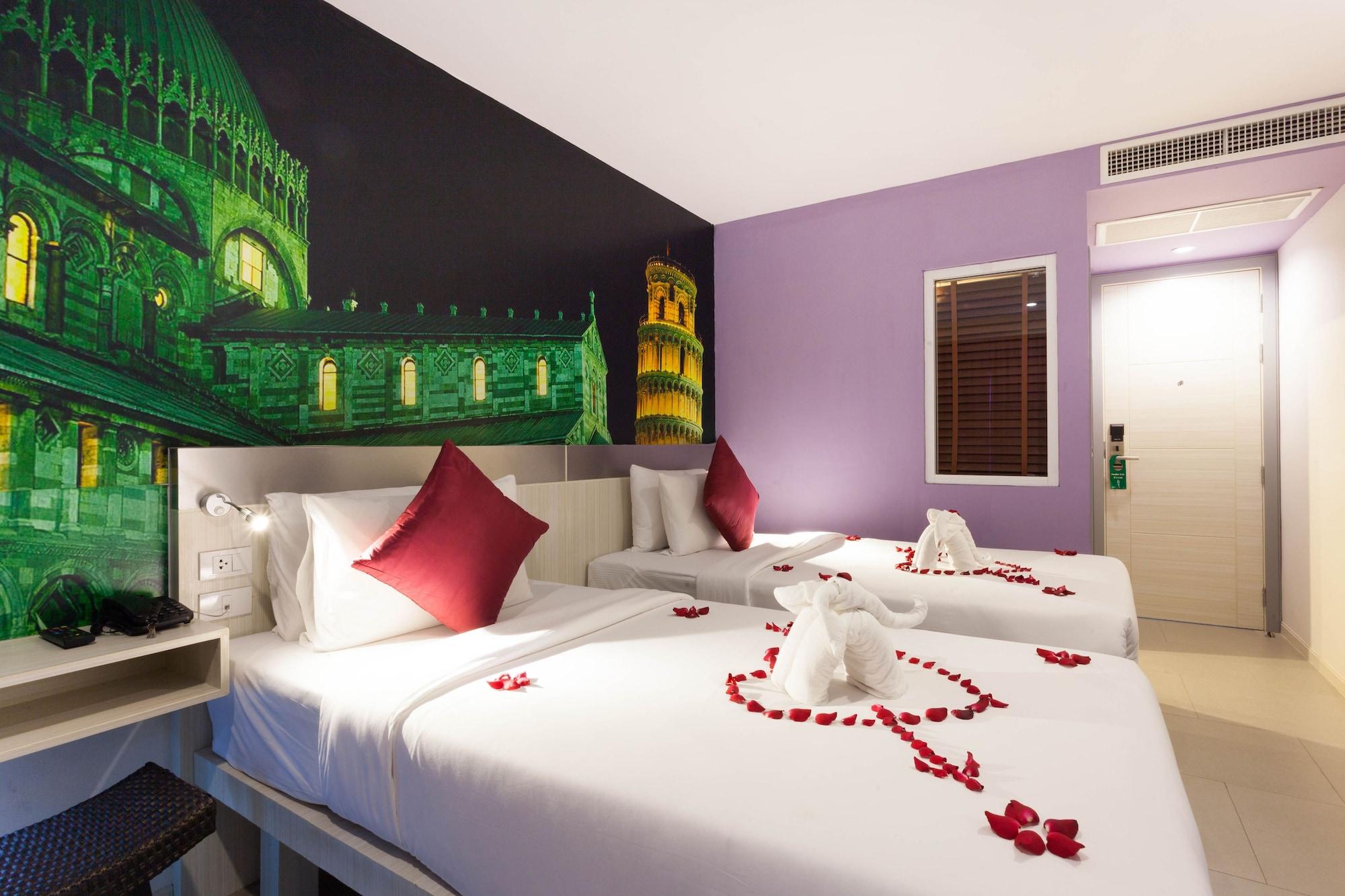 The Aim Patong Hotel Екстериор снимка