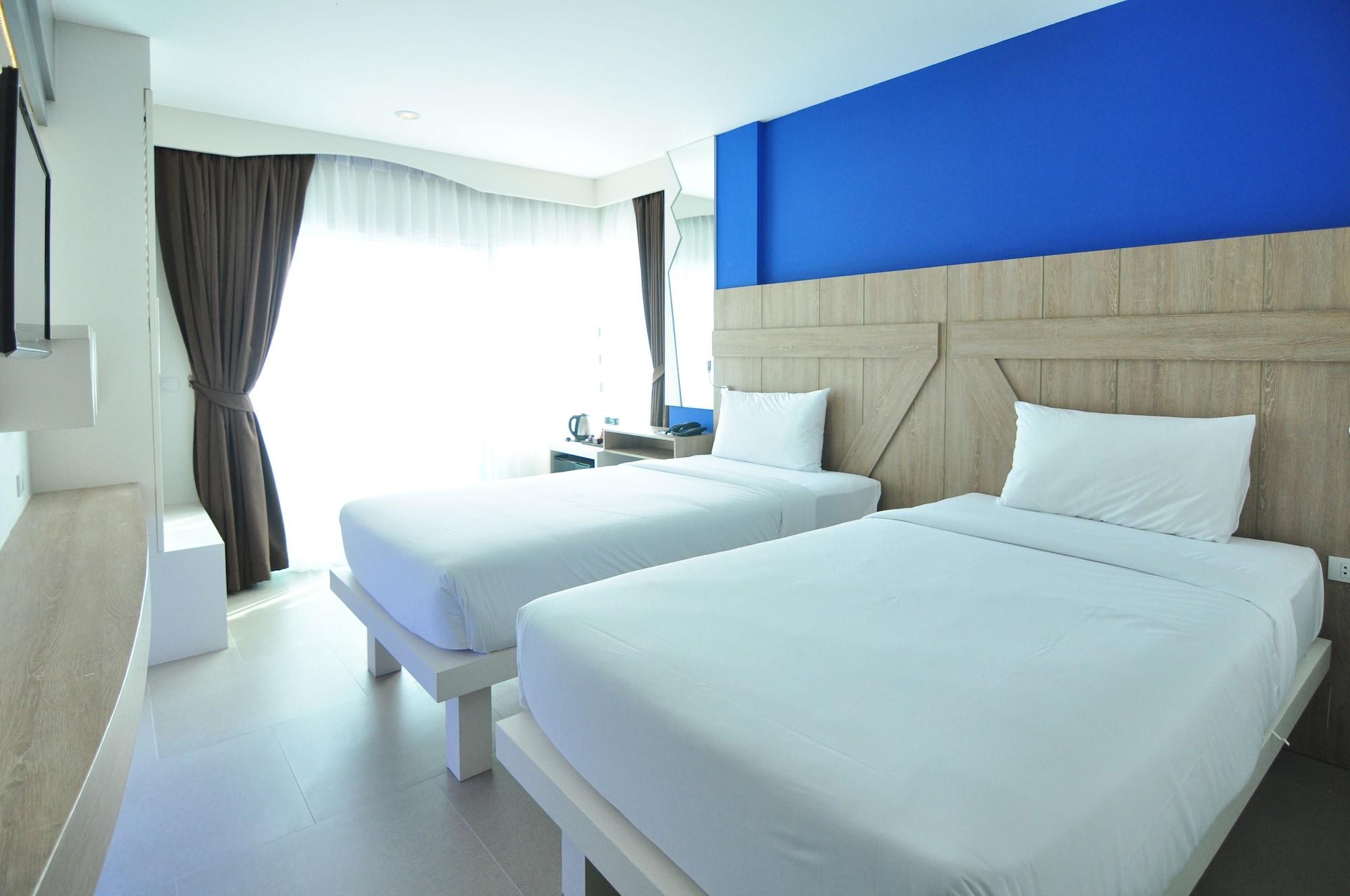 The Aim Patong Hotel Екстериор снимка