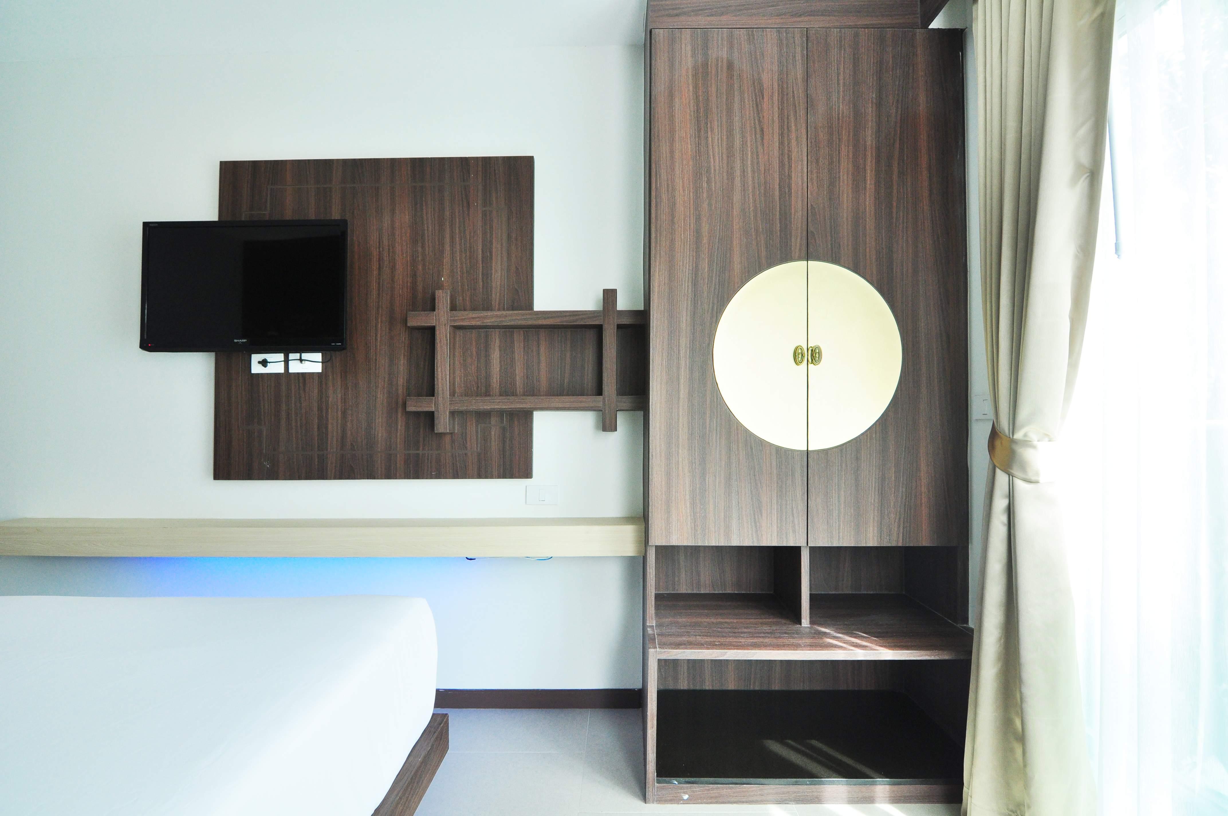 The Aim Patong Hotel Екстериор снимка