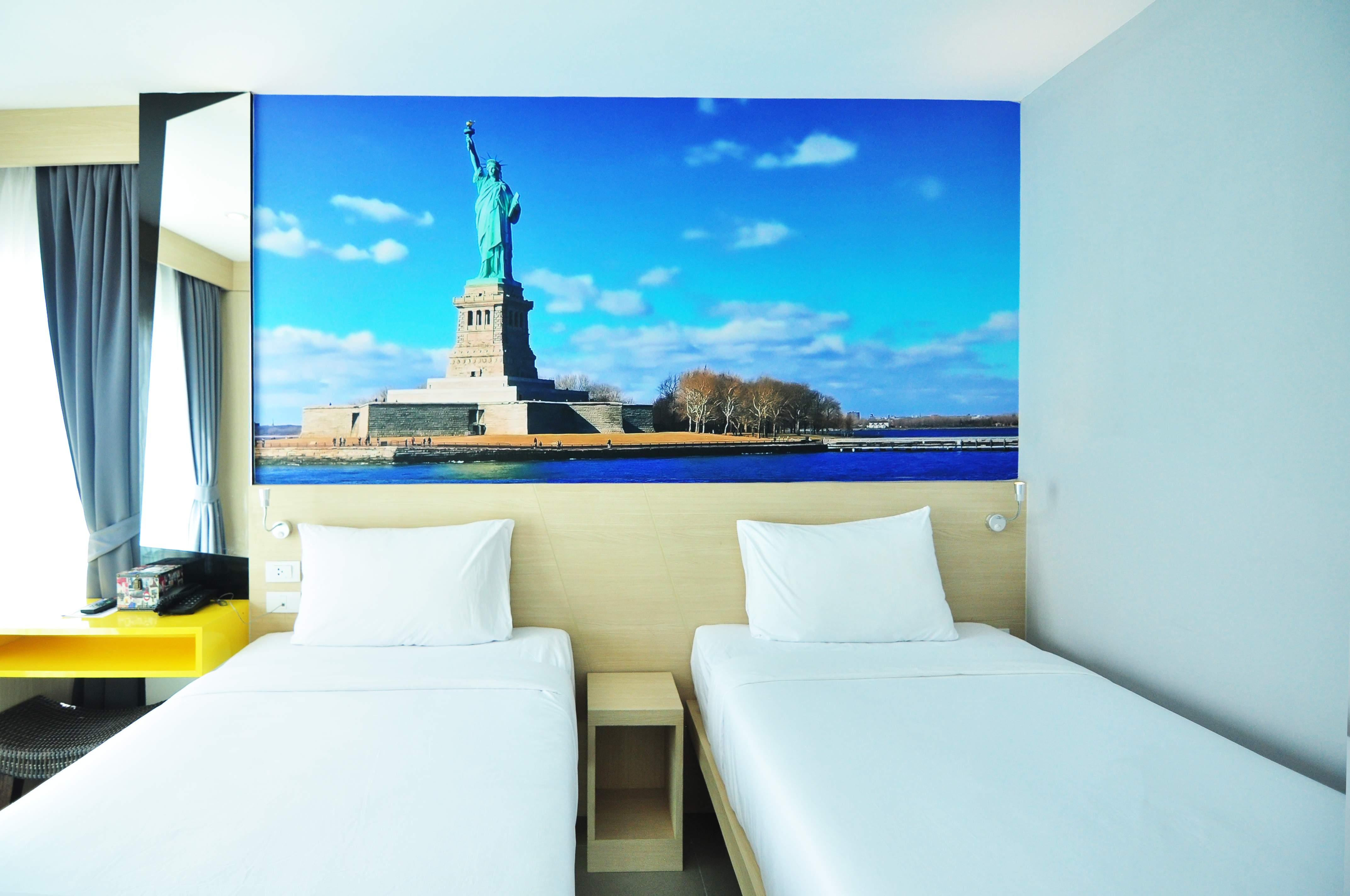 The Aim Patong Hotel Екстериор снимка
