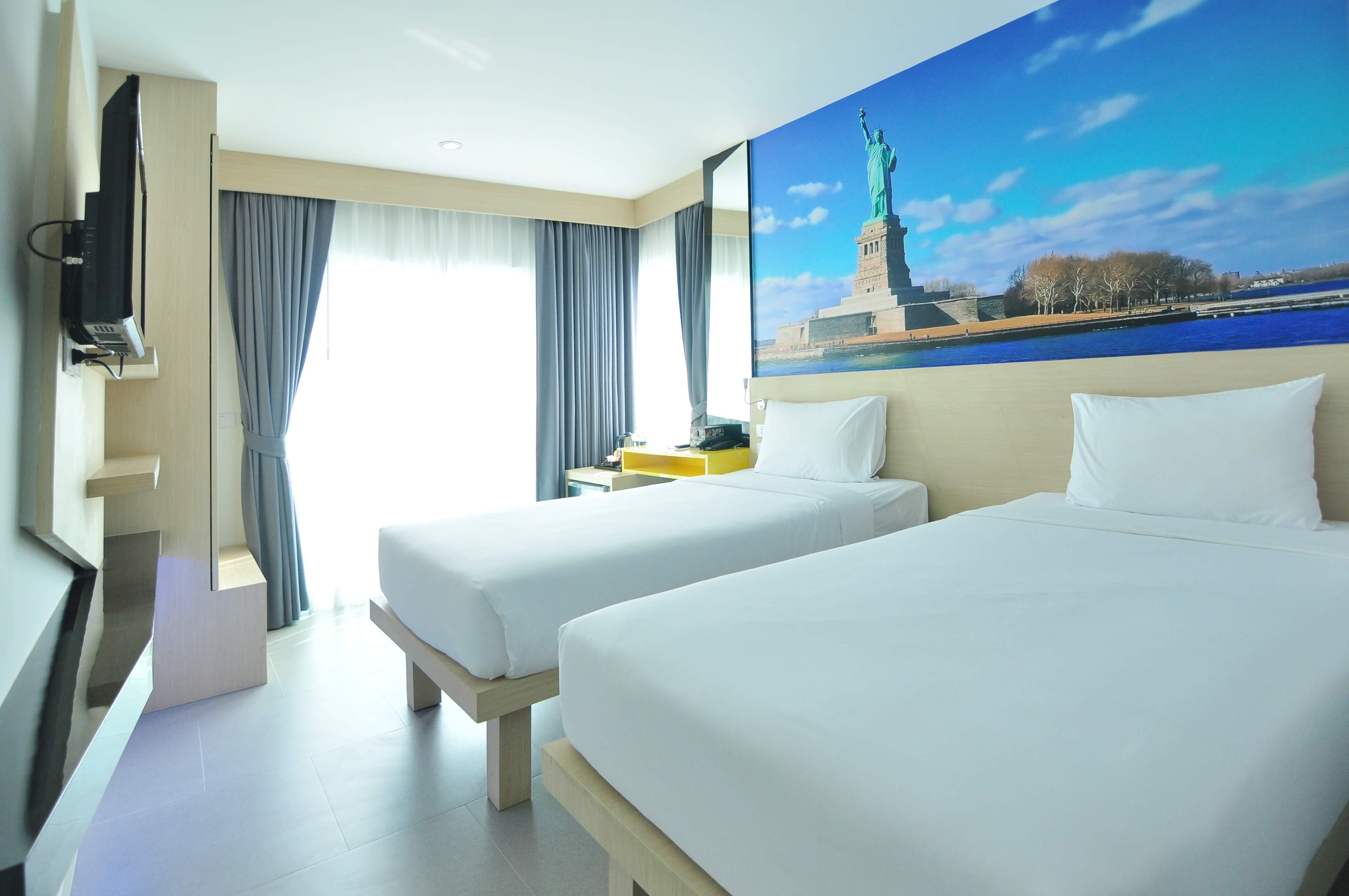 The Aim Patong Hotel Екстериор снимка