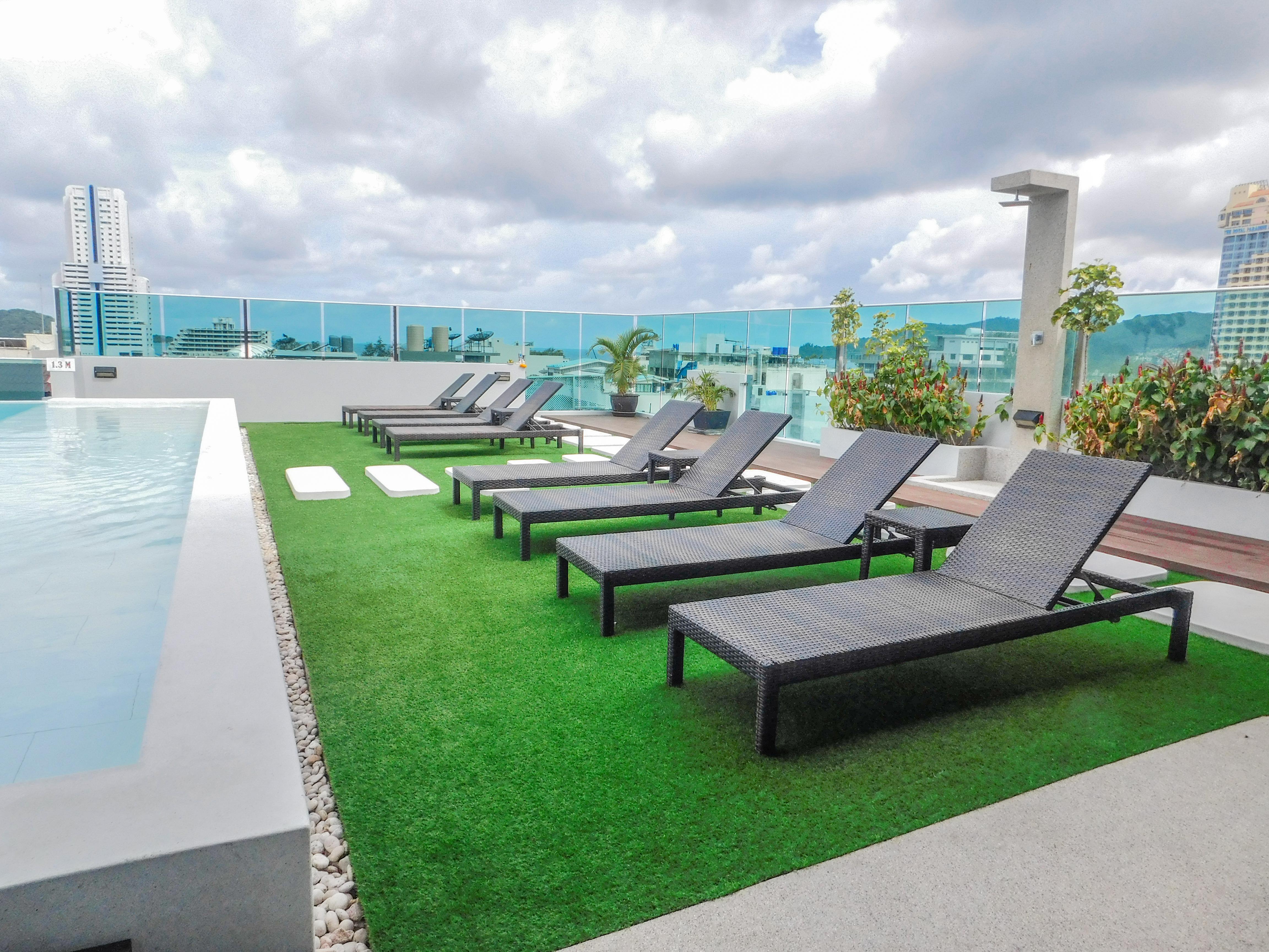The Aim Patong Hotel Екстериор снимка