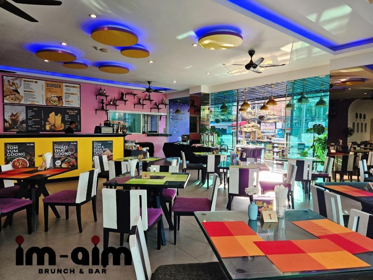 The Aim Patong Hotel Екстериор снимка