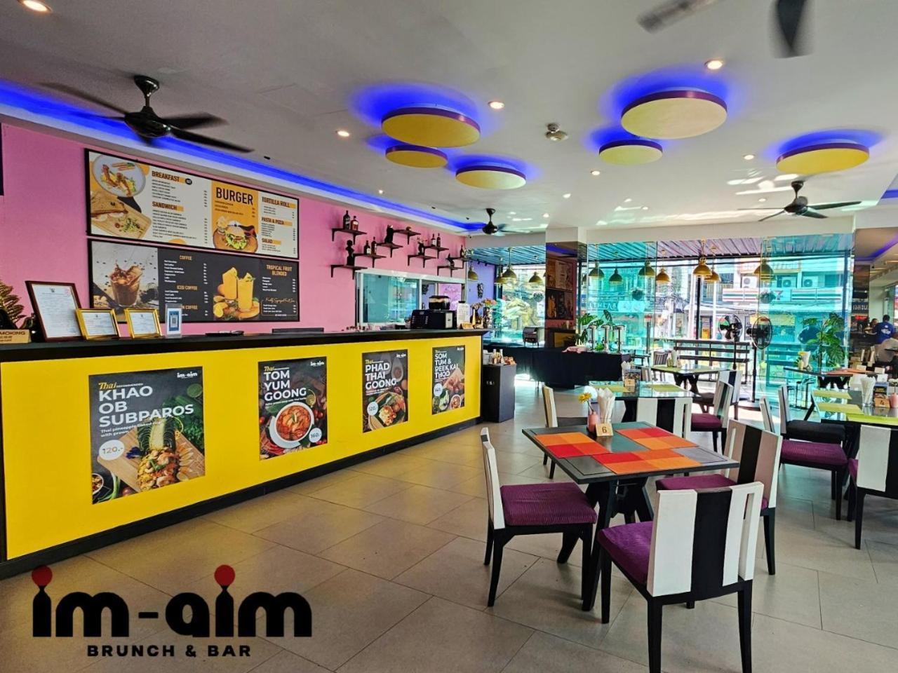 The Aim Patong Hotel Екстериор снимка